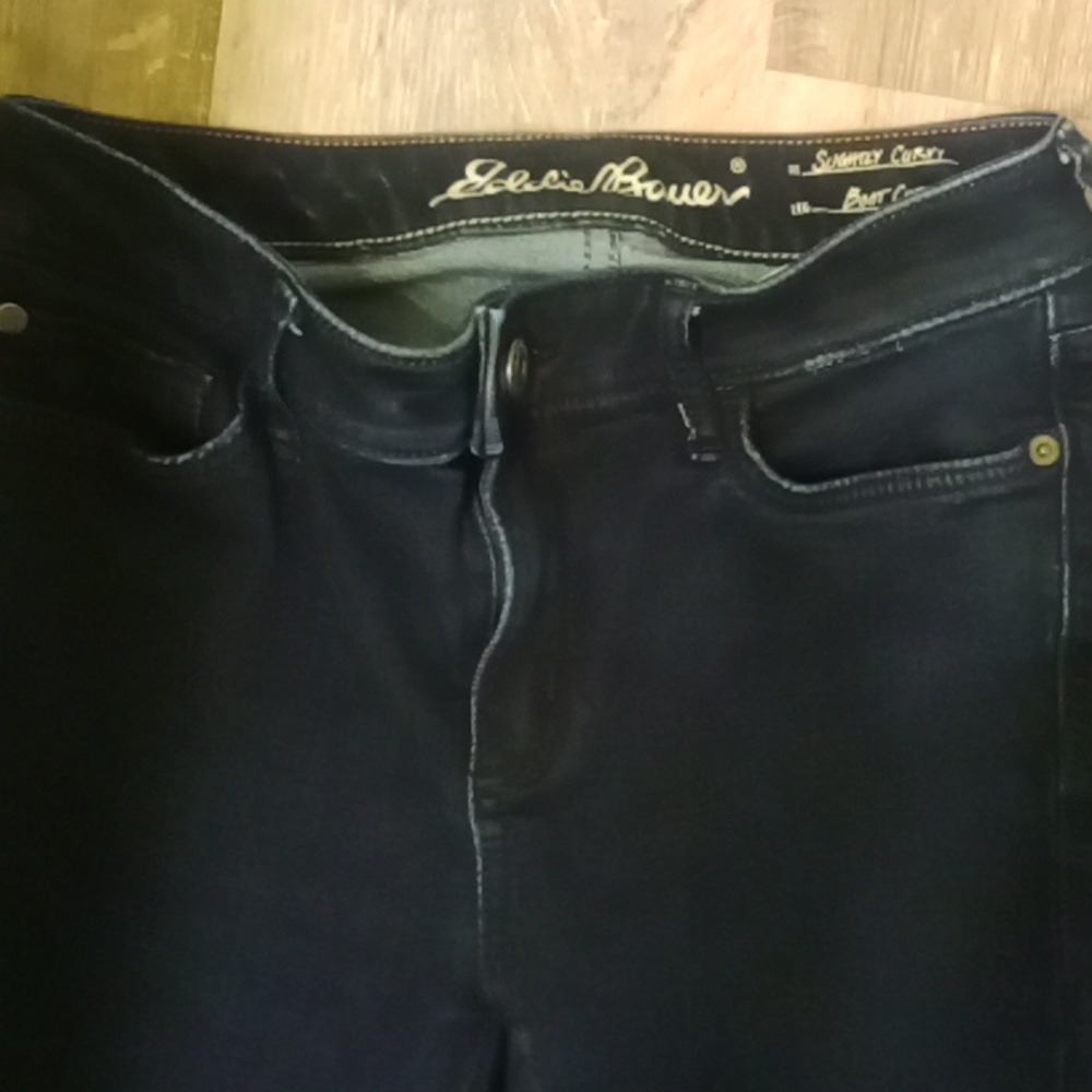 Eddie Bauer Slightly Curvy Boot Cut Jeans